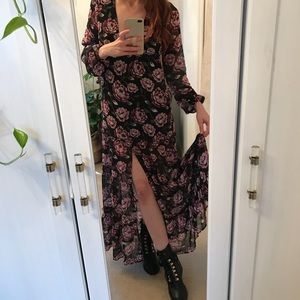 Boho rose print black maxi dress w/ long sleeves